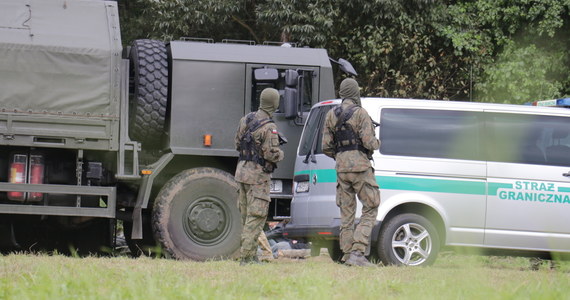 Przedstawiciele Komisji Europejskiej już wkrótce mogą się zjawić na polskiej granicy z Białorusią. Unijna komisarz ds. wewnętrznych Ylva Johansson zapowiedziała, że chce, by udała się tam delegacja ekspertów. Wczoraj delegacja z dyrekcji generalnej KE ds. wewnętrznych zakończyła spotkania w Warszawie, między innymi w Ministerstwie Spraw Wewnętrznych i Administracji.