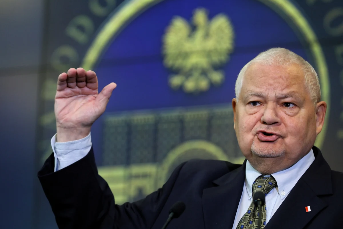 "Notowane ostatnio wzrosty cen energii elektrycznej, które już dotykają przedsiębiorstw, dotkną też gospodarstwa domowe" - powiedział na konferencji prasowej prezes Narodowego Banku Polskiego Adam Glapiński. Szef instytucji przyznał również, że "do końca roku poziom inflacji dobije do 6 proc."