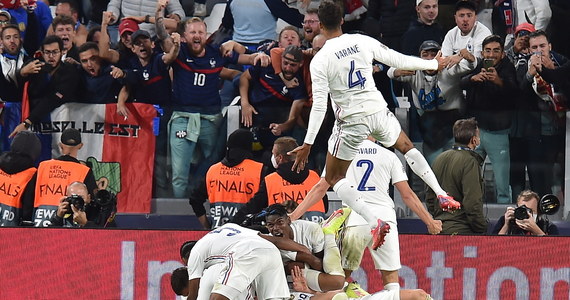 Francja wygrała z Belgią 3:2 (0:2) w rozegranym w Turynie drugim półfinale piłkarskiej Ligi Narodów. Dzień wcześniej Włochy przegrały w Mediolanie z Hiszpanią 1:2. Mecz o trzecie miejsce i finał - w niedzielę.
