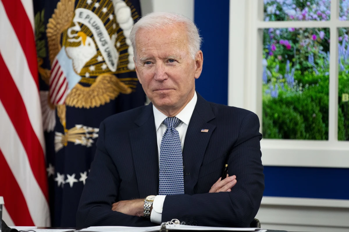 Prezydent USA Joe Biden pochwalił w czwartek firmy, które wprowadziły wymogi szczepień dla swoich pracowników, dodając, że skłoniły one do zaszczepienia się wiele tysięcy ludzi. Biden podkreślił, że nakazy te są też dobre dla gospodarki.