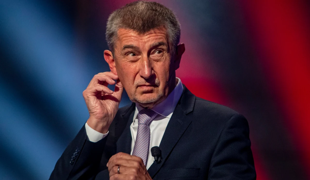 ​W Czechach w piątek rozpoczynają się wybory do Izby Poselskiej - czeskiego parlamentu. Będą one trwały także w sobotę. Na czele ostatnich sondaży znalazła się partia ANO premiera Andreja Babisza, aczkolwiek wysokie poparcie mają także dwie koalicje - centroprawicowa SPOLU oraz progresywny i prosamorządowy sojusz Partii Piratów i ruchu STAN (Burmistrzowie i Niezależni).