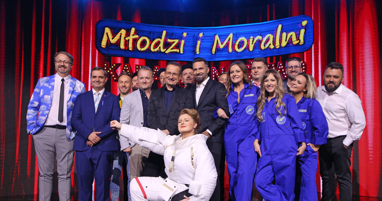 Już w tę niedzielę, o godzinie 20:05, zapraszamy na piąty odcinek show "Kabaret na żywo. Młodzi i Moralni"! Tym razem gościem specjalnym będzie Kabaret Nowaki!