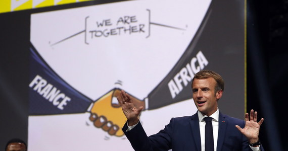 ​Prezydent Francji Emmanuel Macron ogłosił w piątek podczas szczytu Francja-Afryka w Montpellier, że 26 dzieł sztuki zrabowanych w XIX w. z pałacu Abomey zostanie zwróconych Beninowi. Dzieła sztuki znajdujace się we Francji zostaną również zwrócone na Wybrzeże Kości Słoniowej.