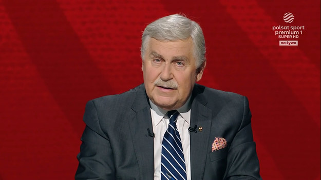 W studio pomeczowym Jerzy Engel i Tomasz Hajto dyskutują o zależności pomiędzy pozycją ligi a siłą reprezentacji. 