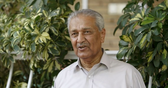 W wieku 85 lat zmarł w Islamabadzie Abdul Qadeer Khan uważany za ojca pakistańskiego programu nuklearnego - podały media w tym kraju. W latach 2004-2009 Khan przebywał w areszcie domowym, gdy okazało się, że przekazał dane technologiczne Iranowi, KRLD i Libii.