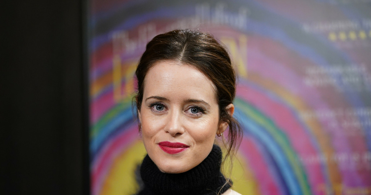 Claire Foy zyskała słąwę i uznanie krytyków za sprawą roli młodej królowej Elżbiety II w pierwszych sezonach serialu "The Crown". Wkrótce aktorka wcieli się w kolejną prawdziwą postać. Będzie nią szefowa operacyjna Facebooka, Sheryl Sandberg, o której powstanie serial zatytułowany "Doomsday Machine".

