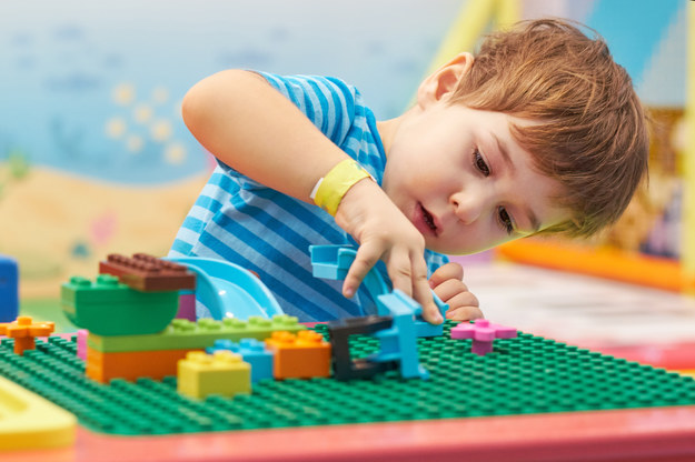 Badania Lego: Otoczenie dzieci wpływa na utrwalanie szkodliwych stereotypów