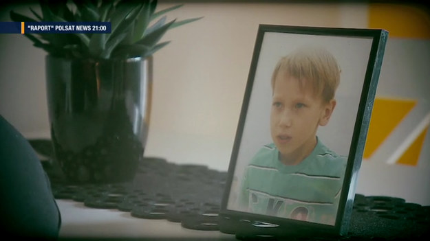 Kacper został śmiertelnie potrącony przez pijanego kierowcę, który prowadził bez prawa jazdy. Mężczyzna po sześciu latach został skazany na rok pozbawienia wolności. W "Raporcie" Polsat News zrozpaczeni rodzice chłopca komentują wyrok w rozmowie z Beatą Glinkowską.