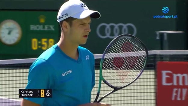 Hubert Hurkacz po raz czwarty w karierze zagra w ćwierćfinale turnieju rangi ATP Masters 1000. Dokonał tego w popisowym stylu. Po trwającym zaledwie godzinę i czterech minutach meczu Polak pokonał Rosjanina Asłana Karacewa 6:1, 6:3. Jego kolejnym przeciwnikiem będzie zwycięzca spotkania Daniił Miedwiediew - Grigor Dimitrow.
