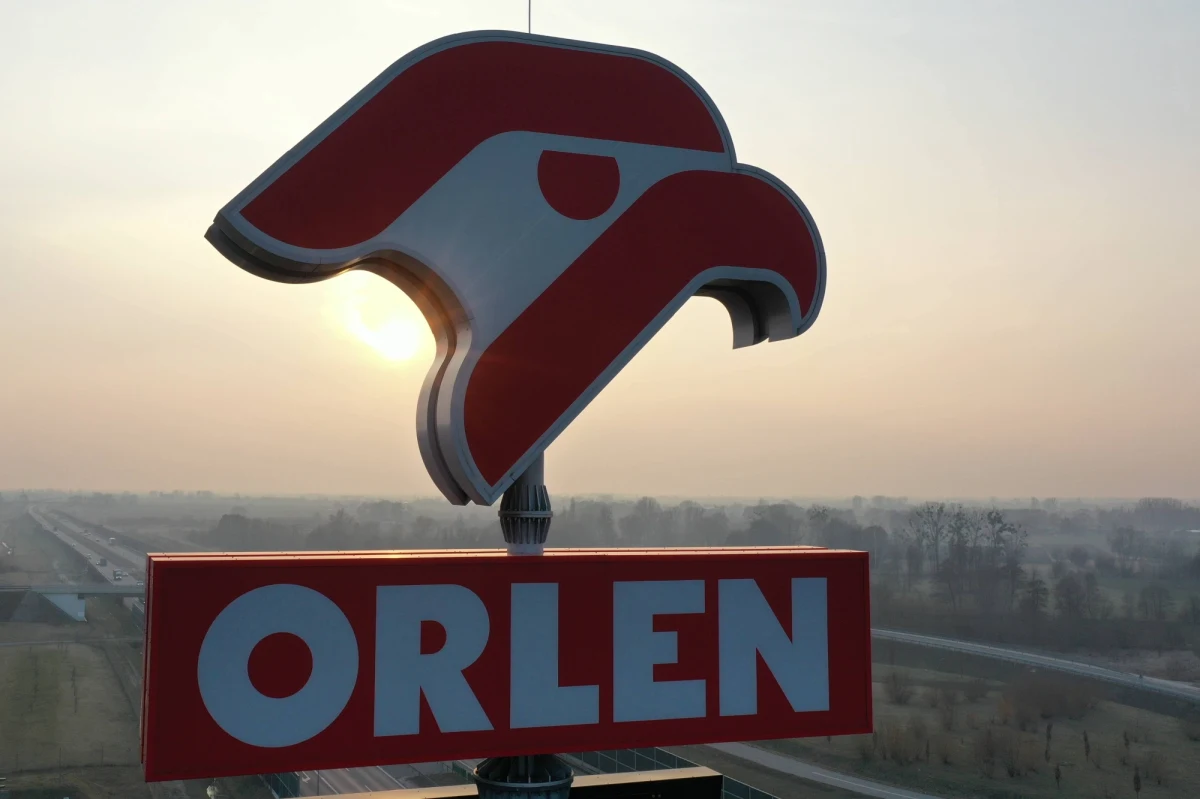 Akcjonariusze Lotosu wyrazili właśnie formalną zgodę na przejęcie spółki przez Orlen. Taka decyzja oznacza, że przyspiesza cały proces fuzji.