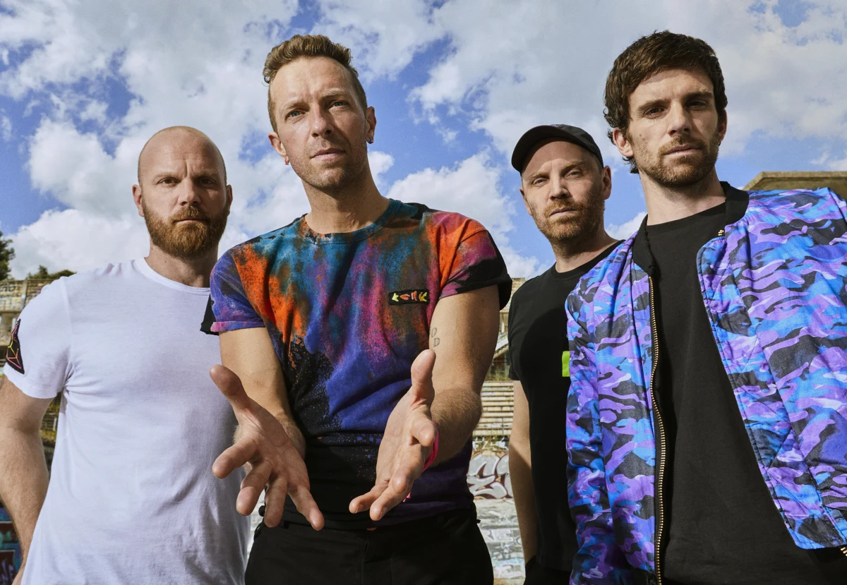 Coldplay, w przeddzień wydania swojego nowego albumu "Music Of The Spheres", ogłasza światową trasę koncertową na rok 2022. Zespół planuje także koncert w Polsce na stadionie PGE Narodowy w Warszawie.

