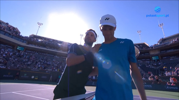 Ponad dwie i pół godziny trwał mecz Huberta Hurkacza z Grigorem Dimitrowem w ćwierćfinale ATP Masters 1000 w Indian Wells. Polak przegrywał już w trzecim secie 2:5, ale doprowadził do tie-breaku. Bułgar okazał się w końcu lepszy. Mecz zakończył się zwycięstwem Dimitrowa 3:6, 6:4, 7:6 (2), który w półfinale zmierzy się z Brytyjczykiem Cameronem Norriem.
