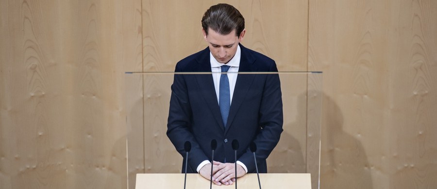 Austriacka prokuratura złożyła wniosek o uchylenie immunitetu posłowi Austriackiej Partii Ludowej (OeVP) i byłemu kanclerzowi, Sebastianowi Kurzowi. Ma to związek z najnowszą aferą korupcyjną. Parlament ma podjąć decyzję w tej sprawie na jednym z najbliższych posiedzeń. Do tego czasu śledztwo przeciwko Kurzowi ma pozostać zawieszone.