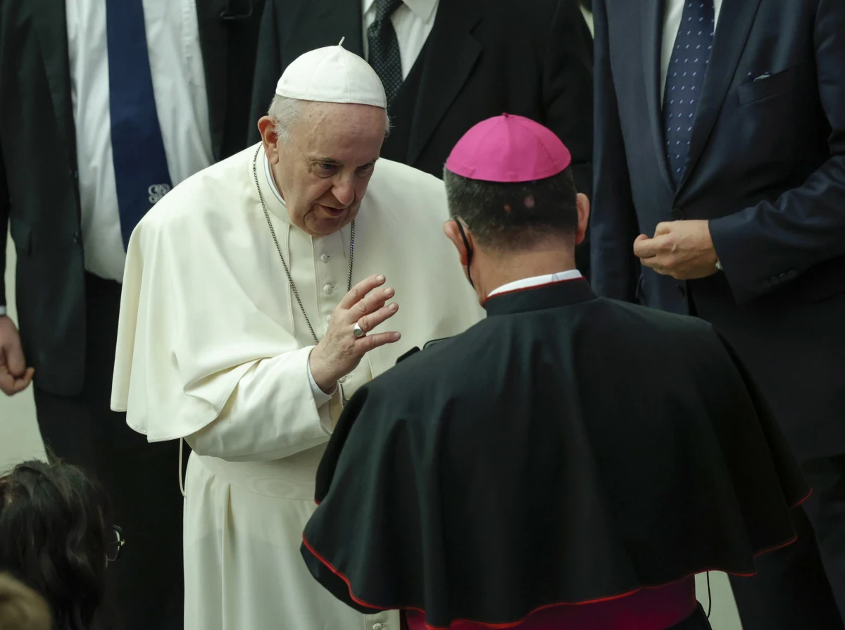 Polscy biskupi, składający wizytę w Watykanie, rozmawiali w piątek z papieżem Franciszkiem między innymi o sytuacji na granicy z Białorusią i potrzebie korytarzy humanitarnych. To druga część wizyty ad limina Apostolorum.