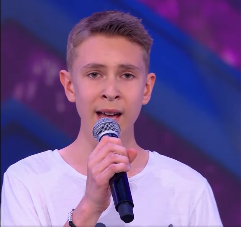 Jednym z uczestników tegorocznej edycji programu "Mam Talent" jest 14-letni Wiktor Pindel. Po jego występie Agnieszka Chylińska musiała ocierać łzy. 