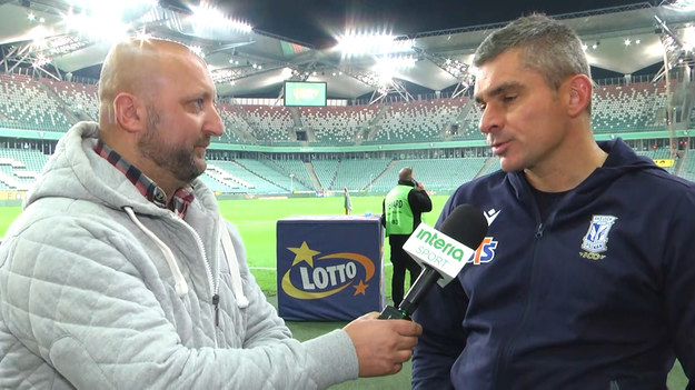 Legia - Lech 0-1. Zwycięskiego gola strzelił Mikael Ishak. 

Nie ukrywamy, że celem Lecha Poznań w tym sezonie jest zdobycie mistrzostwa Polski. Stąpamy jednak twardo po ziemi. Przed nami wiele meczów. Jeszcze różne perypetie będą w lidze i zdajemy sobie sprawę, że my też jakiś dołek złapiemy - mówi w rozmowie z Interią drugi trener Lecha Poznań Rafał Janas.