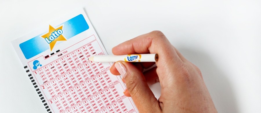 W sobotnim losowaniu Lotto padła "szóstka". Szczęśliwiec wygrał 2 mln złotych. 