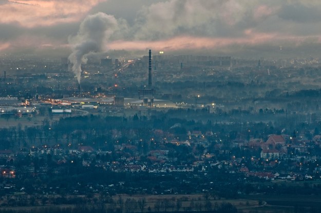 Zła jakość powietrza na Śląsku. Normy smogowe przekroczone w kilku miastach