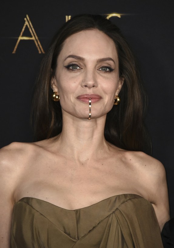 Angelina Jolie - najważniejsze informacje