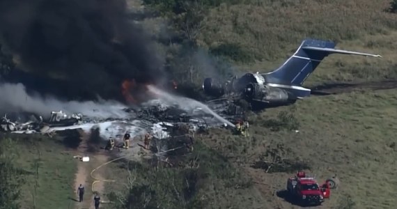 Samolot z 21 osobami na pokładzie rozbił się tuż po starcie z lotniska koło Houston w amerykańskim stanie Teksas. Wszyscy przeżyli.
