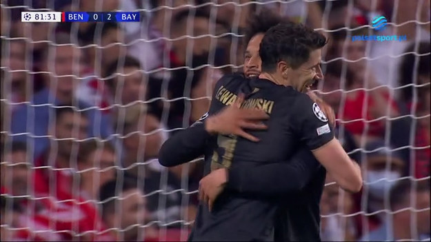 Gol Roberta Lewandowskiego w meczu Ligi Mistrzów Benfica Lizbona- Bayern Monachium. 