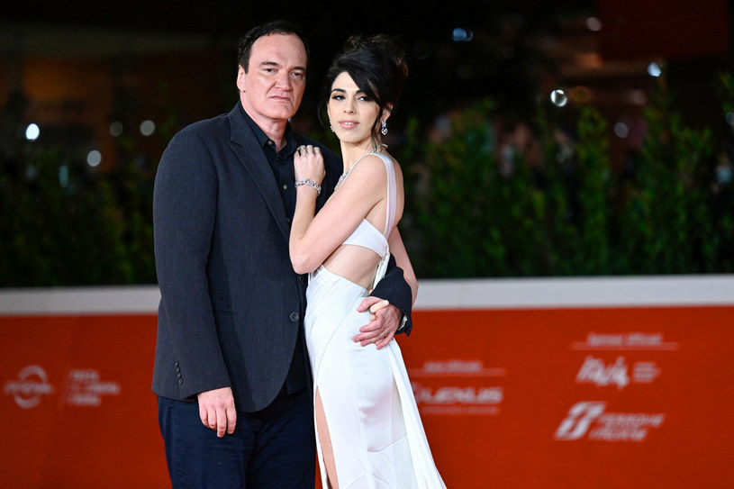 Quentin Tarantino odebrał w tym tygodniu nagrodę za dorobek artystyczny, którą na festiwalu filmowym w Rzymie wręczył mu sam Dario Argento. Z tej okazji słynny reżyser porozmawiał z dyrektorem artystycznym festiwalu Antonio Mondą i zdradził mu kilka informacji na temat swojej dalszej pracy. 