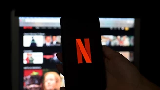 Będziesz pękać ze śmiechu. Oto pięć najlepszych seriali komediowych na Netflixie 