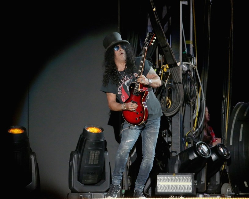 Znany z grupy Guns N' Roses gitarzysta Slash razem z wokalistą Mylesem Kennedym i The Conspirators 11 lutego 2022 r. wypuszczą nowy album "4". Pierwszą zapowiedzią tego wydawnictwa jest singel "The River Is Rising" i towarzyszący mu teledysk. 