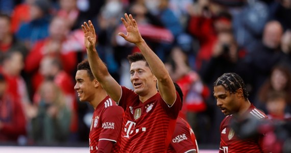 Robert Lewandowski nie przestaje zadziwiać swoją grą. Polak w meczu z TSG Hoffenheim strzelił gola i tym samym zdobył 54. bramkę w tym roku kalendarzowym wyrównując swój rekord z 2019 roku.