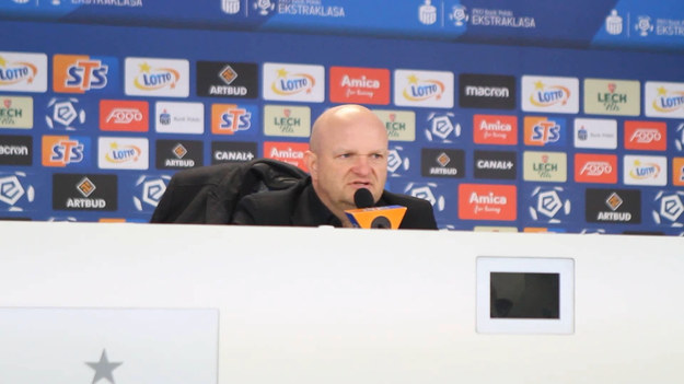 Po porażce 1-4 w Poznaniu z Lechem trener Wisły Płock Maciej Bartoszek narzekał na wyjątkowego pecha. Już wcześniej wiedział, że przy Bułgarskiej nie zagrają Rafał Wolski i Jakub Rzeźniczak, a tuż przed spotkaniem kontuzji mięśniowej doznał jeszcze kapitan drużyny Dominik Furman. - Przystąpiliśmy do gry bez trzech kluczowych zawodników, ale uważam, że realizowaliśmy założenia i pierwsza połowa w naszym wykonaniu wyglądała dobrze. Po przerwie po raz kolejny nie ustrzegliśmy się prostego błędu, po którym straciliśmy bramkę na 2:1. Ona ustawiła spotkanie – mówił Bartoszek po meczu.