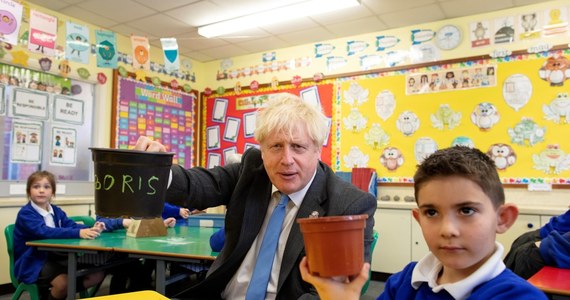 Brytyjski premier Boris Johnson urządził konferencję prasową dla dzieci. Zrobił to przed rozpoczynającym się w niedzielę szczytem klimatycznym w Glasgow. Nie byłoby może w tym nic dziwnego, gdyby nie propozycje, jakie premier przedstawił młodym Brytyjczykom. 