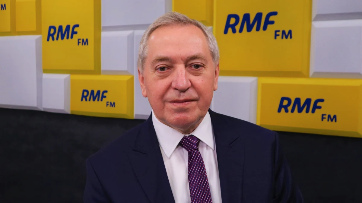 "Z wszystkimi osobami trzeba rozmawiać. Pan Kołodziejczak ma dużo dobrych pomysłów. Sposób ich wdrożenia możemy przedyskutować. Chętnie się (z nim - przyp. red.) spotkam" - zadeklarował w Porannej rozmowie w RMF FM wicepremier i minister rolnictwa Henryk Kowalczyk, pytany o ewentualne spotkanie z liderem AgroUnii Michałem Kołodziejczakiem. "Nie popieram w żaden sposób wyrzucania na ulice żywności - to w naszej kulturze nie jest dobrze przyjęte" - zadeklarował, odnosząc się do formy protestów rolniczych. Pytany o błędy jego poprzednika Grzegorza Pudy, odparł: "relacje z rolnikami trzeba mocno poprawić. Choćby przez bardzo liczne spotkania". 