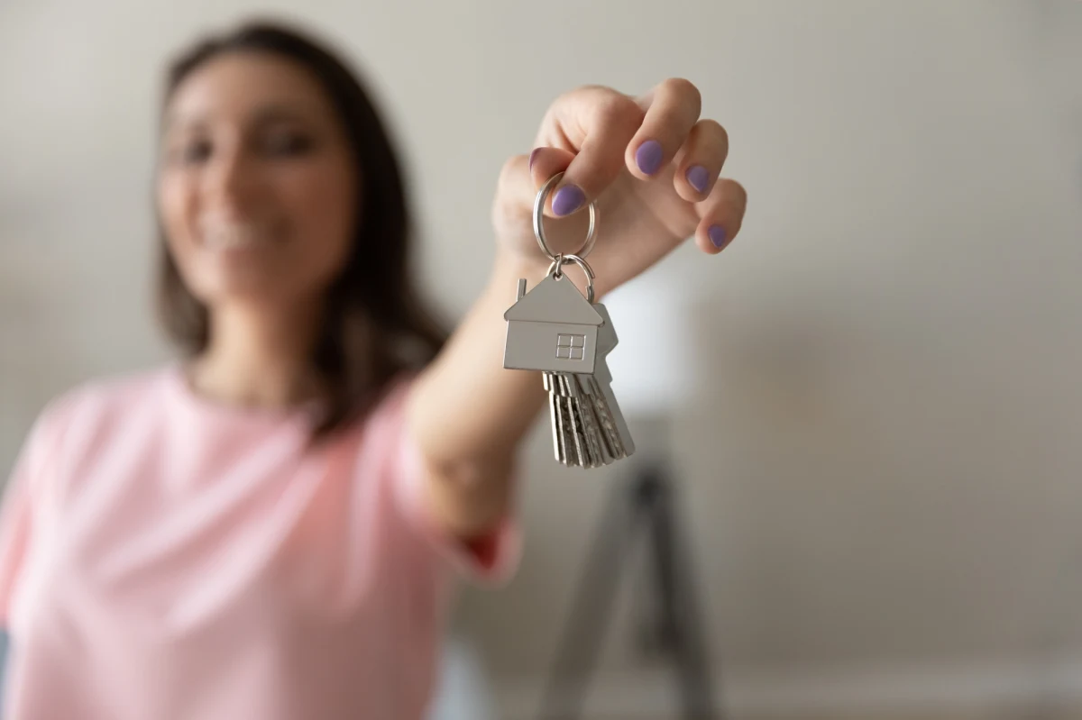 Pomimo wzrostu cen w ostatnich latach, dostępność mieszkań jest wyższa niż w trakcie poprzedniego boomu na rynku w latach 2007-2008, a także niż w dołku cenowym w 2012 r. - ocenia w raporcie PKO BP. Według analityków w najbliższych dwóch latach tempo wzrostu cen prawdopodobnie wyhamuje.