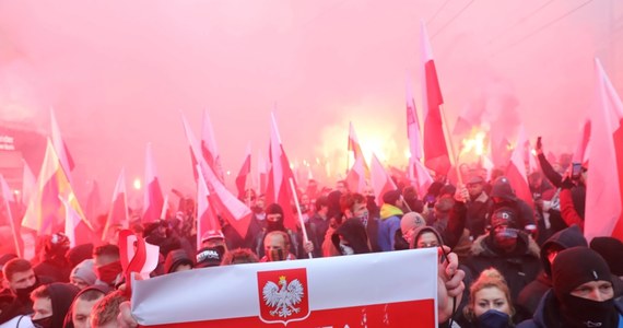 Sąd Apelacyjny utrzymał w mocy uchylenie decyzji wojewody mazowieckiego o rejestracji cyklicznego wydarzenia Marsz Niepodległości. Szef stowarzyszenia Marsz Niepodległości Robert Bąkiewicz poinformował, że mimo decyzji sądu przemarsz 11 listopada odbędzie się planową trasą.