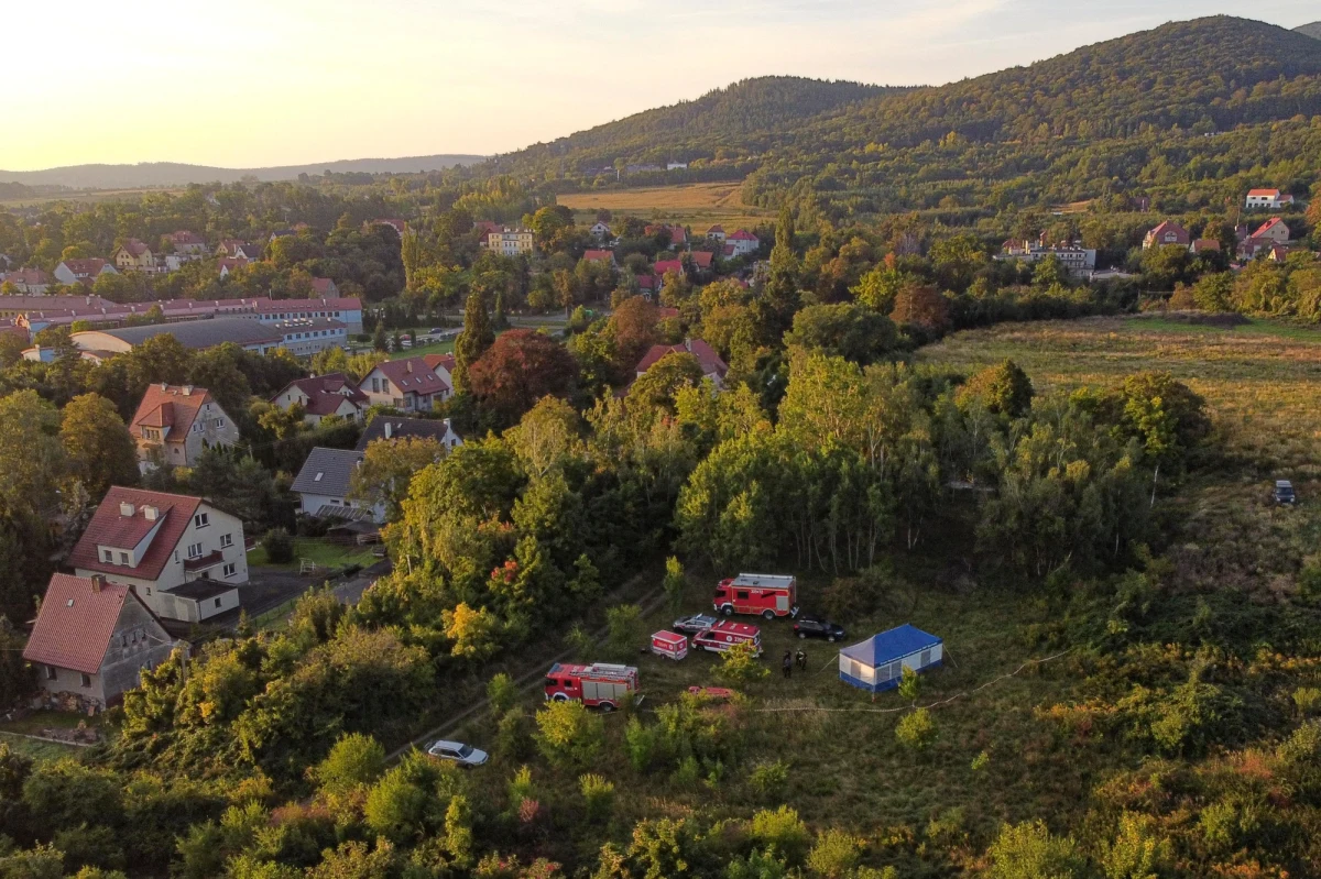 Nurkowie nie mieli żadnych urazów - tak mówią wstępne wyniki sekcji zwłok trzech mężczyzn, którzy zginęli w zalanej kopalni Maria Concordia w Sobótce na Dolnym Śląsku. Do tragedii doszło na początku października.