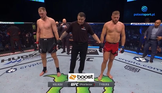 UFC 267. Marcin Tybura - Aleksandr Wołkow - SKRÓT WALKI. WIDEO (Polsat Sport)