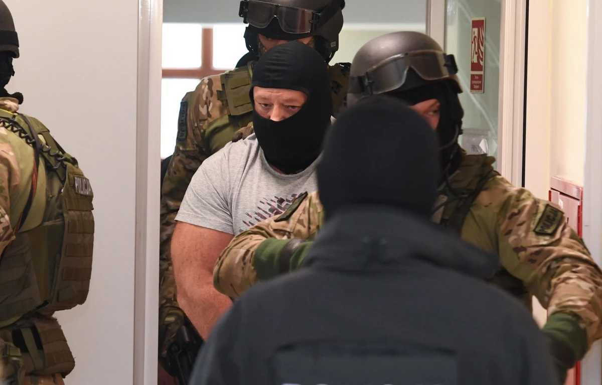 Najsłynniejszy w Polsce świadek koronny z nowymi zarzutami. Jarosław Ł. "Masa" jest podejrzany o kolejne przestępstwa korupcyjne.