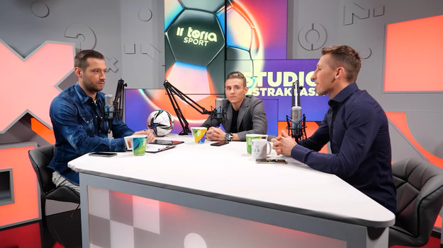 W 13. odcinku programu "Studio Ekstraklasa" gośćmi Sebastiana Staszewskiego byli Damian Kądzior i Radosław Majewski. Za pośrednictwem rozmowy telefonicznej w studiu Interii Sport wypowiadał się również sędzia Tomasz Musiał. Ekspert sędziowski Łukasz Rogowski wspomniał z kolei o kontrowersjach, które były w ostatniej kolejce. 

