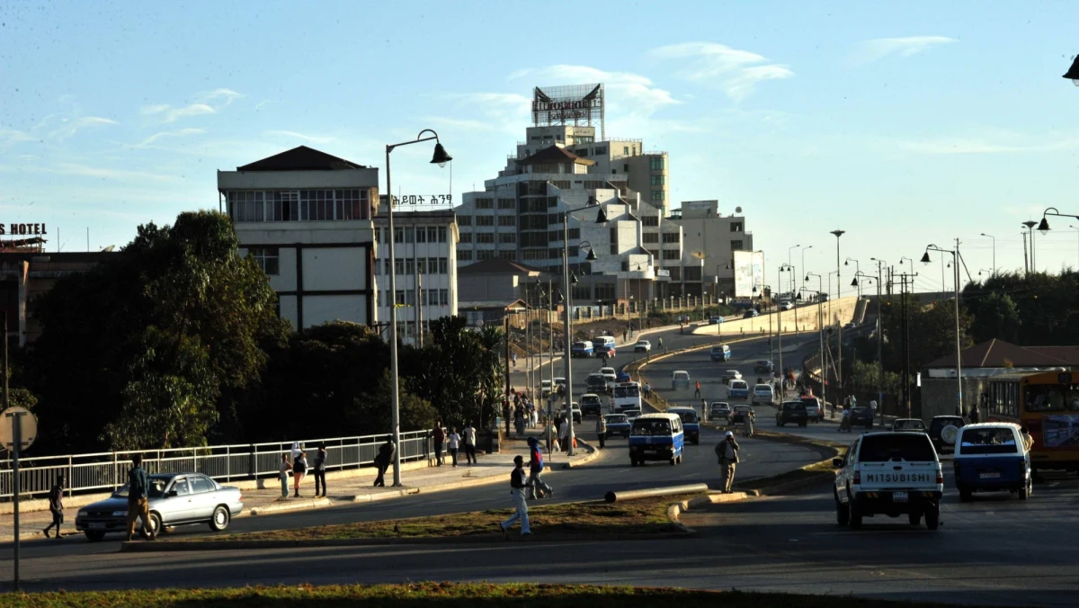 Władze stolicy Etiopii Addis Abeby wezwały mieszkańców do obrony miasta przed siłami rebelianckimi z regionu Tigraj, które od roku walczą z rządem centralnym – poinformowała Agencja Reutera.