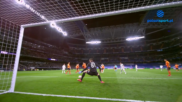 W spotkaniu 4. kolejki Ligi Mistrzów, które rozegrane zostało 3 listopada, drużyna Realu wygrała z Szachtarem 2-1 (1-1). Mecz na Estadio Santiago Bernabéu w Madrycie obejrzało 38 105 widzów.
