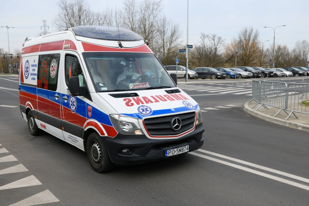 Brak łączności, brak możliwości wezwania wsparcia, a przez to ryzyko mniej skutecznej pomocy potrzebującym. Z takimi problemami w miniony weekend zetknęli się ratownicy medyczni w Wielkopolsce. 