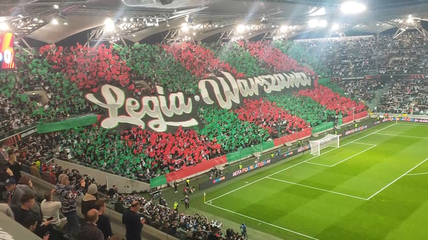 O 18.45 przy Łazienkowskiej rozpoczął się mecz Legia Warszawa - SSC Napoli w czwartej kolejce gier grupowych Ligi Europy.
