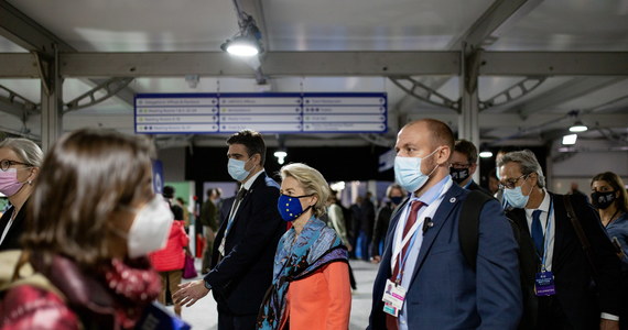 Przewodnicząca Komisji Europejskiej Ursula von der Leyen, która intensywnie promuje ochronę klimatu, pokonała latem prywatnym odrzutowcem dystans zaledwie 50 kilometrów. Czas przelotu z Wiednia do pobliskiej Bratysławy wyniósł 19 minut. Taki lot na krótkich dystansach to "ekologiczny grzech".
