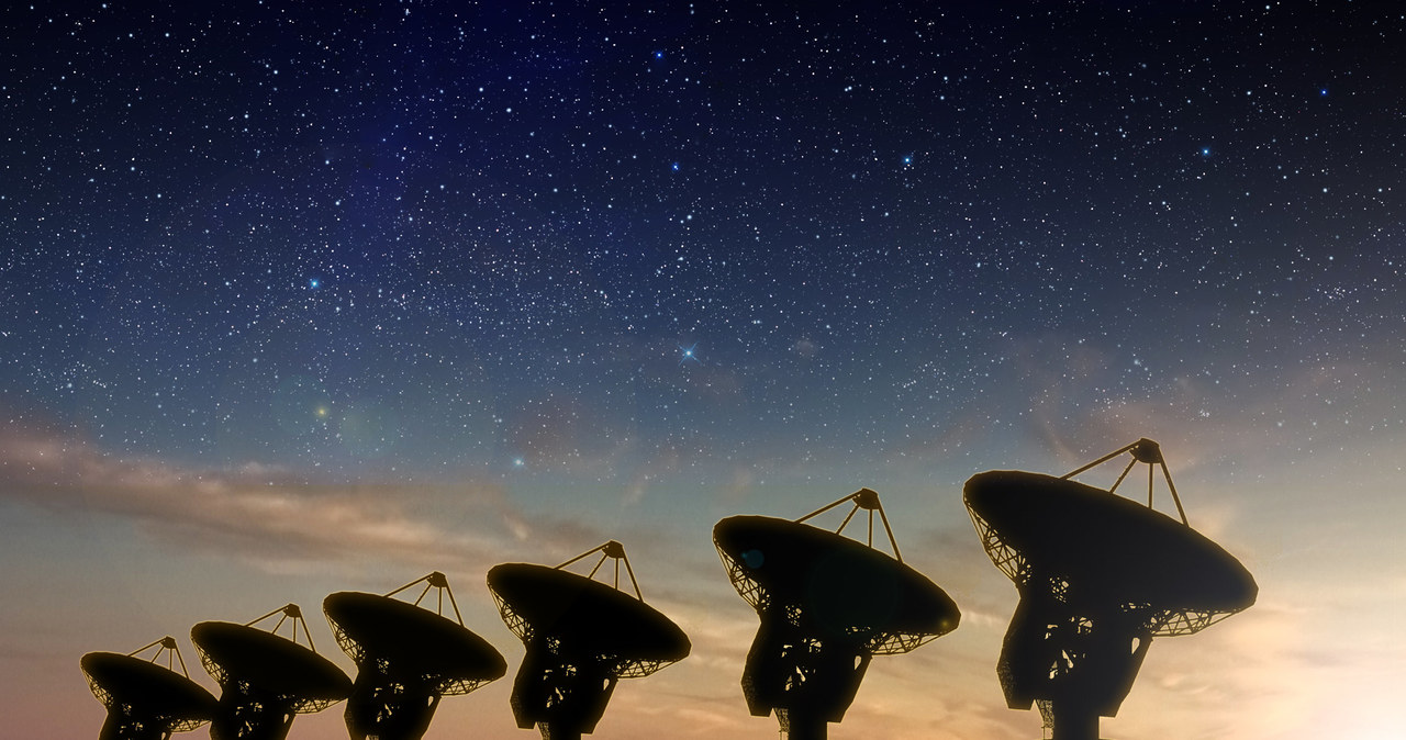 La misteriosa señal viajó 8 mil millones de años luz hasta nosotros.  Localizaron al remitente