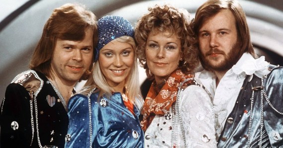 Światową premierę ma dziś nowy album zespołu ABBA "Voyage". Recenzenci są w ocenie podzieleni: jedni nazywają płytę mistrzów popu "arcydziełem", inni uważają, że "brzmi zaskakująco tanio".