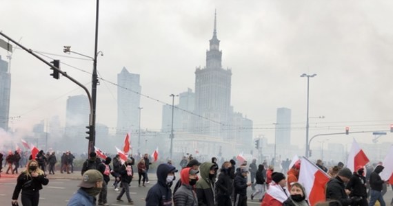 Prokurator Generalny Zbigniew Ziobro wniósł do Sądu Najwyższego skargę nadzwyczajną, w której zawnioskował o uchylenie decyzji sądu zakazującej rejestracji Marszu Niepodległości jako zgromadzenia cyklicznego. Jednocześnie wnioskuje o wstrzymanie tej decyzji sądu - przekazała w piątek Prokuratura Krajowa.