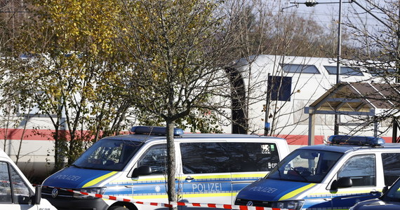 Syryjczyk, który jest podejrzany o zaatakowanie nożem pasażerów pociągu ICE w Bawarii i ranienie czterech osób, prawdopodobnie jest chory psychicznie - poinformowała policja.  