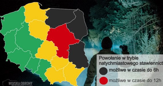 Podnosimy gotowość naszych sił do wsparcia Straży Granicznej w odpowiedzi na agresywne działania strony białoruskiej - konwojowanie tysięcy osób w kierunku polskiej granicy - poinformował w poniedziałek rzecznik WOT płk Marek Pietrzak.
