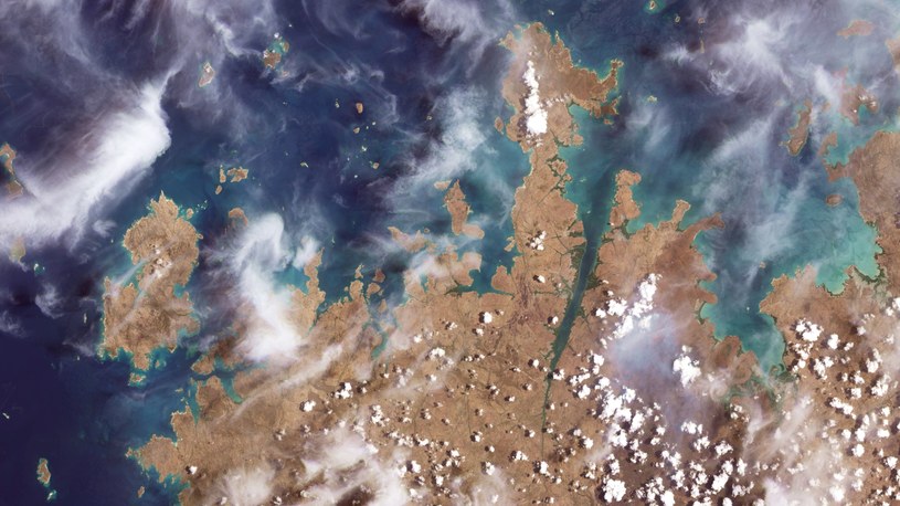 NASA pochwaliła się pierwszymi obrazami powierzchni naszej planety z najnowszego satelity Landsat 9. Naukowcy są zachwyceni nie tylko jakością obrazów, ale danymi, dzięki którym będzie można o wiele lepiej zadbać o środowisko naturalne i polepszyć jakość życia milionów ludzi.