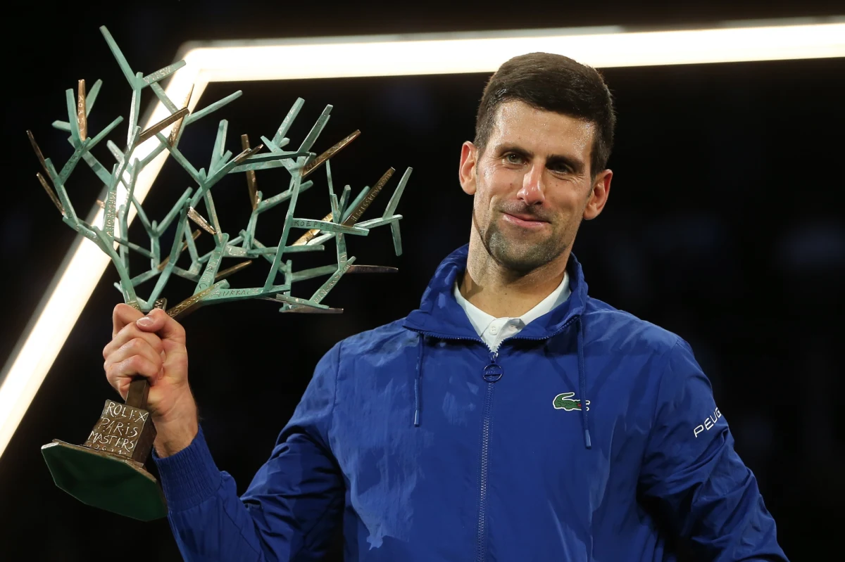 Novak Djokovic po zakończeniu kariery chce zostać trenerem. "Nie mam zamiaru zabrać swojej wiedzy do grobu" - stwierdził lider światowego rankingu tenisistów w rozmowie z serbskimi mediami.